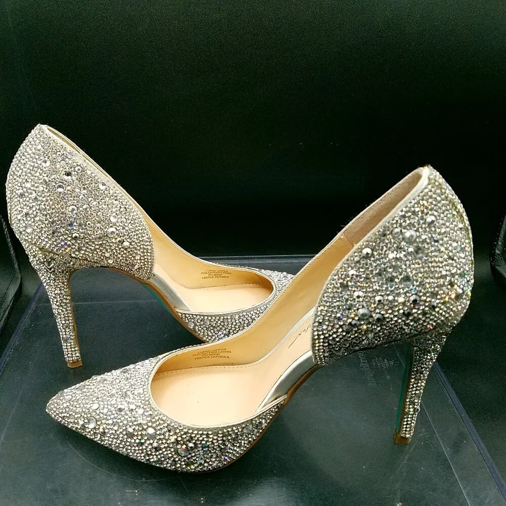 Betsey Johnson Shary Silver Rhinestone Pumps Size 7.5M - Great Pre-Owned - Picture 4 of 16